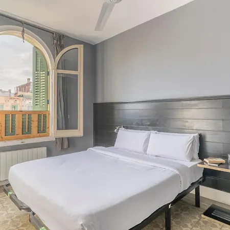 Apartamentos Gran Via Bassols Barcelona Exterior photo
